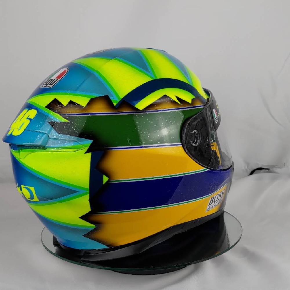 Airton X Valentino Rossi Airton X Valentino Rossi